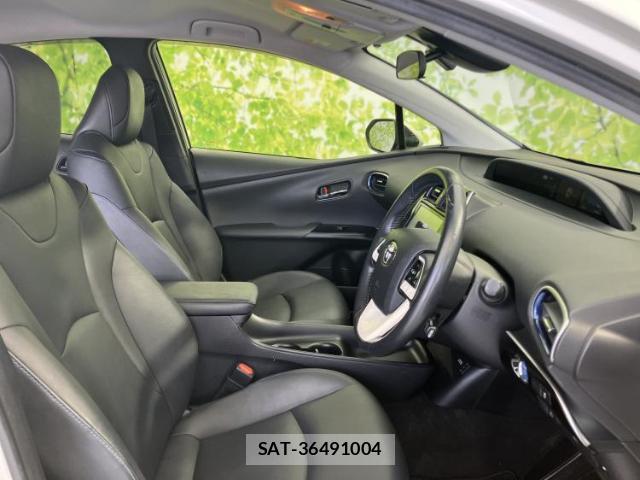Toyota PRIUS 2017-09 7917077-3