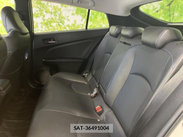 Toyota PRIUS 2017-09 7917077-6