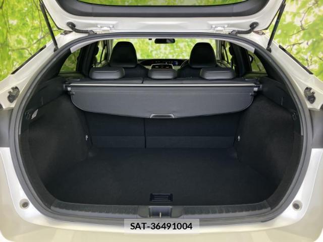 Toyota PRIUS 2017-09 7917077-7