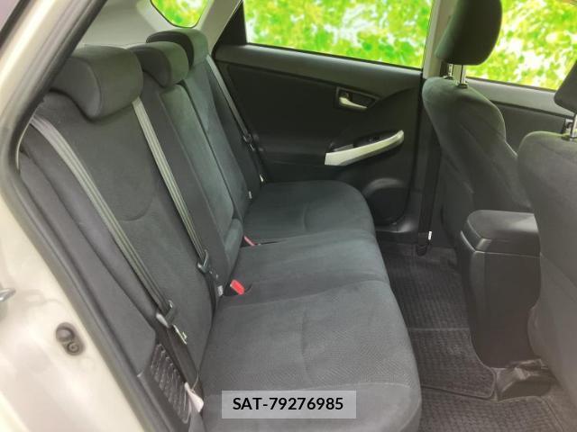 Toyota PRIUS 2013-07 7917098-4