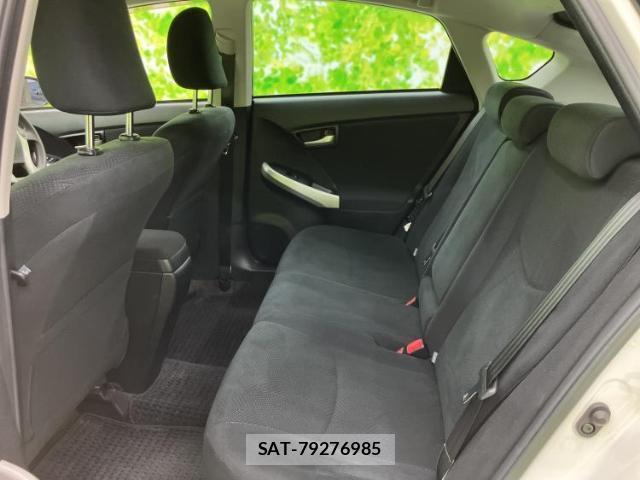 Toyota PRIUS 2013-07 7917098-6