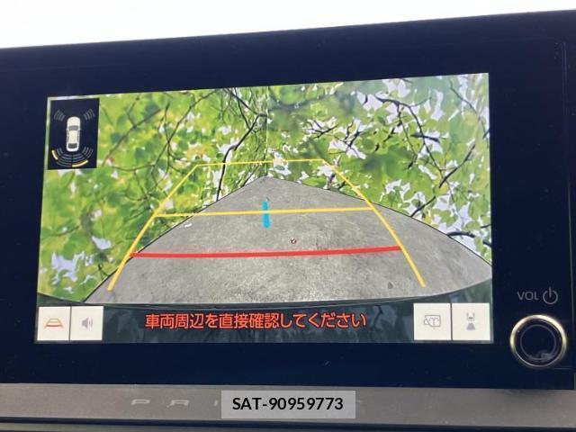 Toyota PRIUS 2023-10 7917116-11