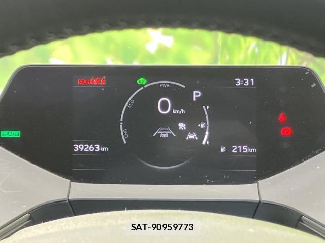 Toyota PRIUS 2023-10 7917116-12
