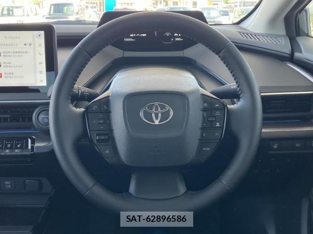 Toyota PRIUS 2024-02 7917132-13