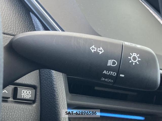 Toyota PRIUS 2024-02 7917132-15
