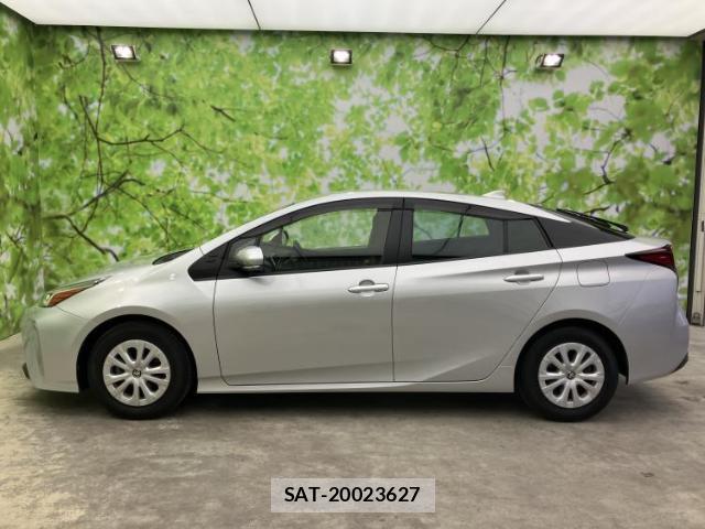 Toyota PRIUS 2021-02 7917208-1