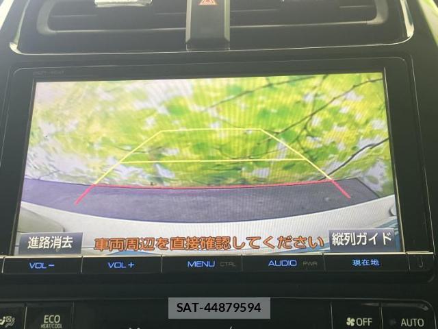Toyota PRIUS 2016-06 7917228-12