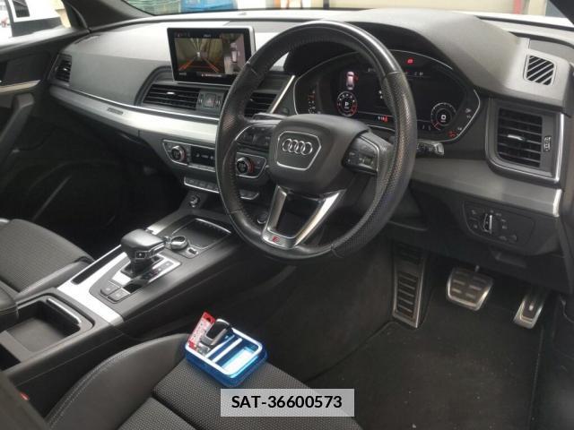 Audi Q5 2018-04 7915445-2