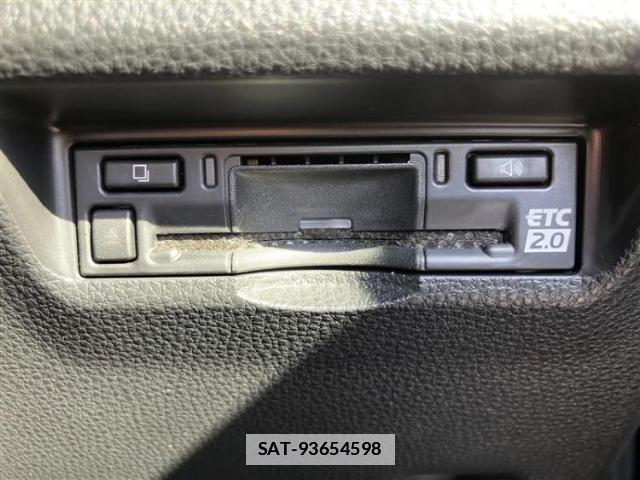 Toyota RAV4 2024-06 7913493-15