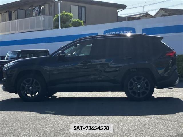 Toyota RAV4 2024-06 7913493-2