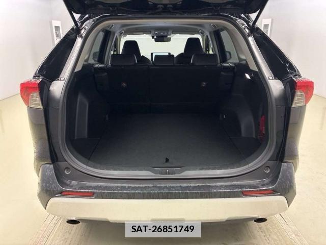 Toyota RAV4 2023-05 7915453-6