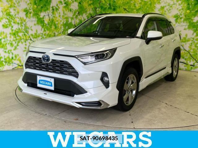 Toyota RAV4 2021-04 7915746-0
