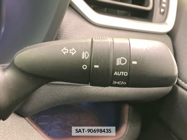 Toyota RAV4 2021-04 7915746-15