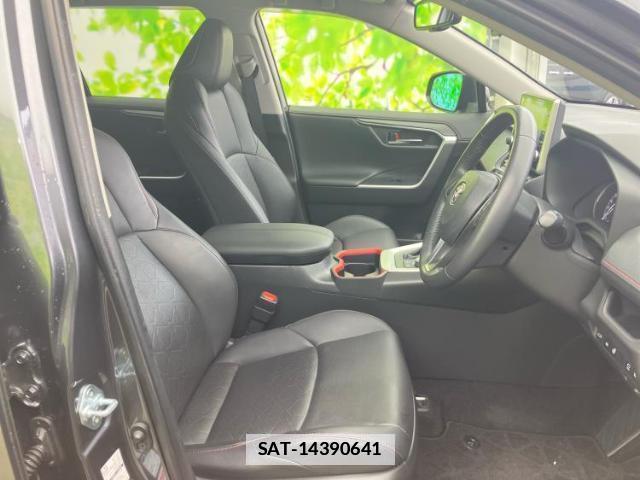 Toyota RAV4 2021-03 7917064-4