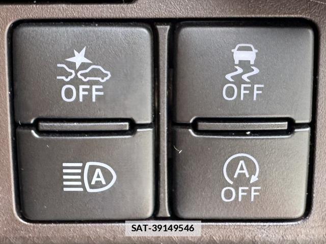 Toyota ROOMY 2019-09 7913194-4
