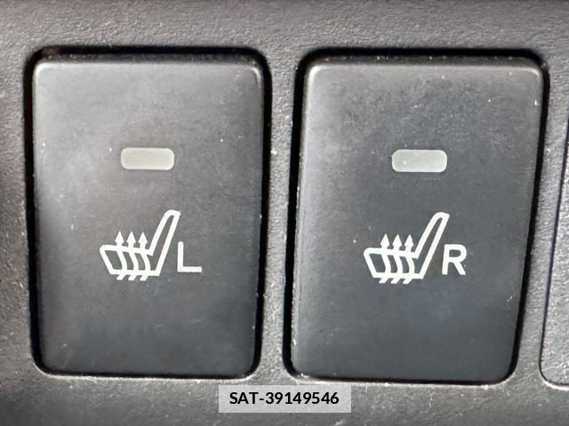 Toyota ROOMY 2019-09 7913194-6