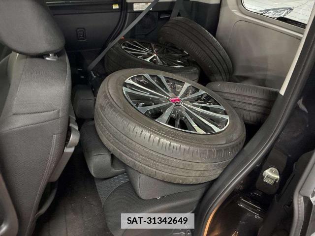 Toyota ROOMY 2022-08 7913287-13