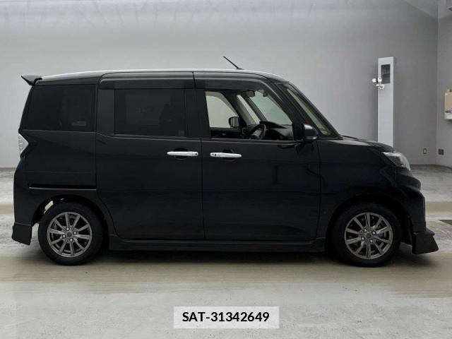 Toyota ROOMY 2022-08 7913287-6