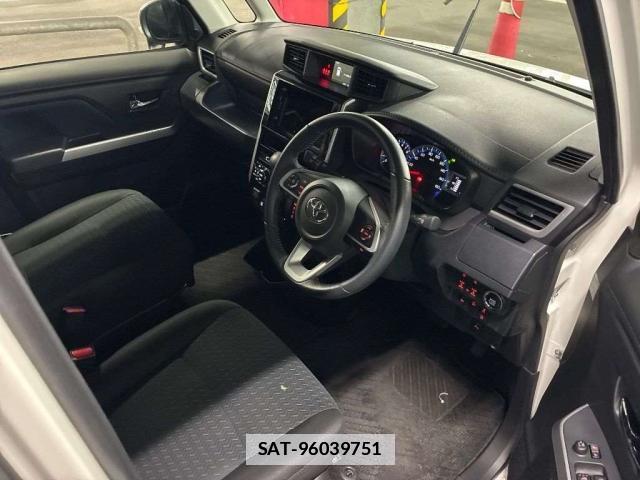 Toyota ROOMY 2022-04 7913288-2