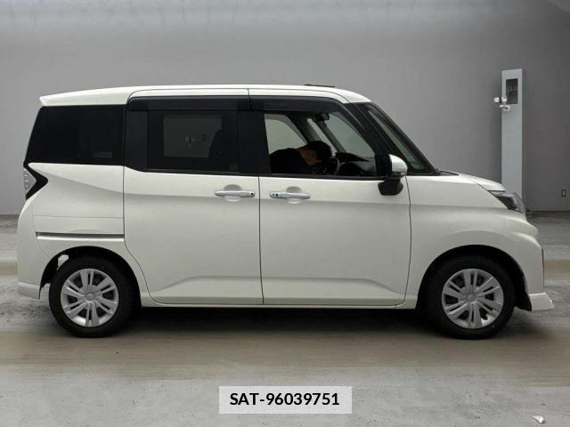 Toyota ROOMY 2022-04 7913288-7