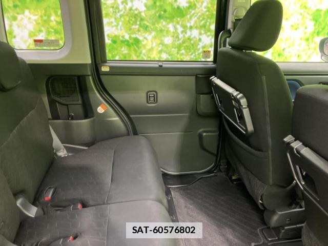 Toyota ROOMY 2018-07 7916053-4