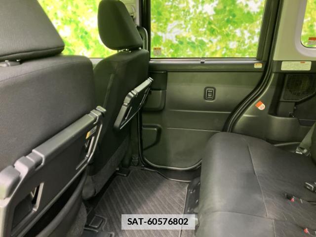 Toyota ROOMY 2018-07 7916053-6