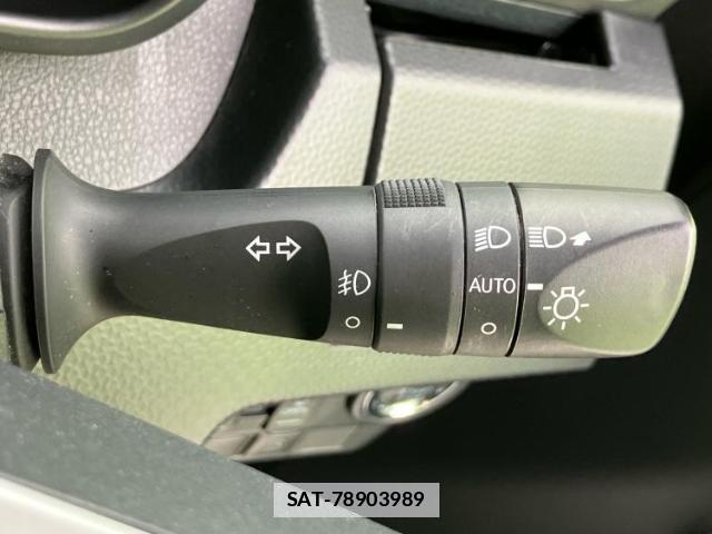 Toyota ROOMY 2021-10 7916987-16