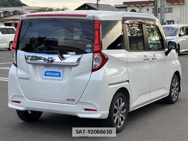 Toyota ROOMY 2017-09 7917111-2