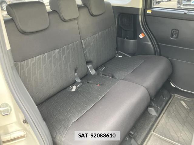 Toyota ROOMY 2017-09 7917111-4