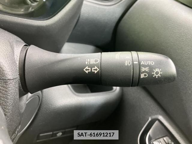 Nissan ROOX 2020-10 7916957-13
