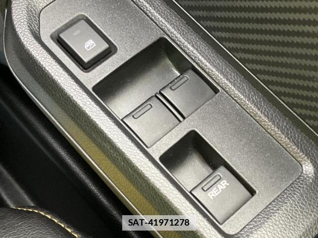 Honda S660 2016-01 7917170-14