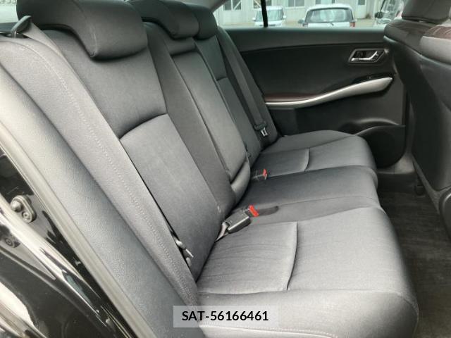 Toyota SAI 2014-10 7916979-4