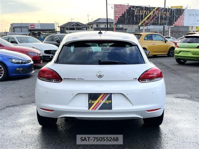 VolksWagen SCIROCCO 2009-09 7913434-1