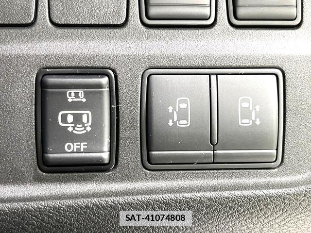 Nissan SERENA 2017-08 7912759-6