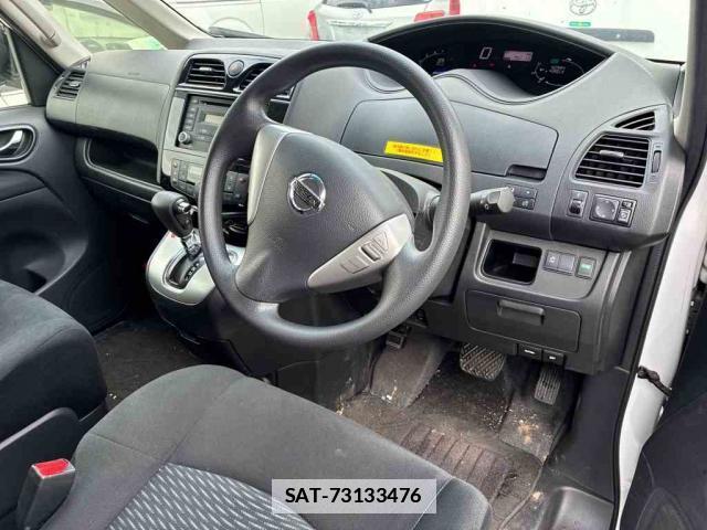 Nissan SERENA 2016-04 7915823-5