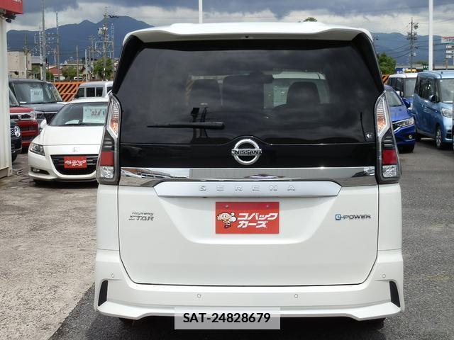 Nissan SERENA 2018-09 7916642-6
