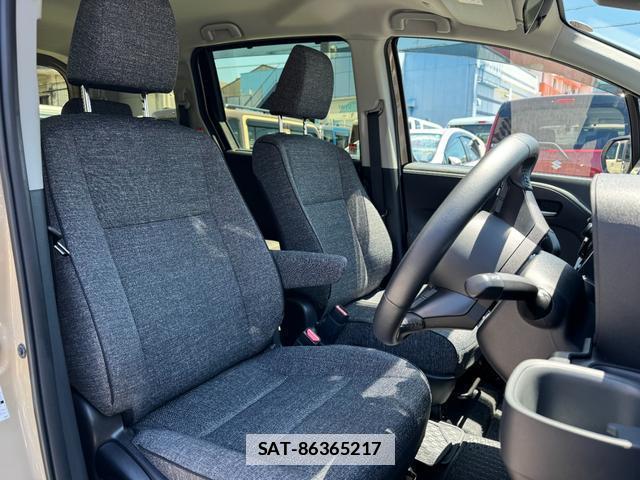 Toyota SIENTA 2023-07 7913195-12