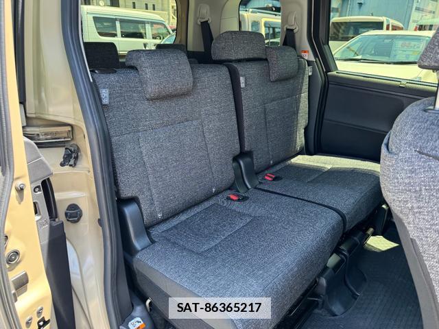 Toyota SIENTA 2023-07 7913195-14