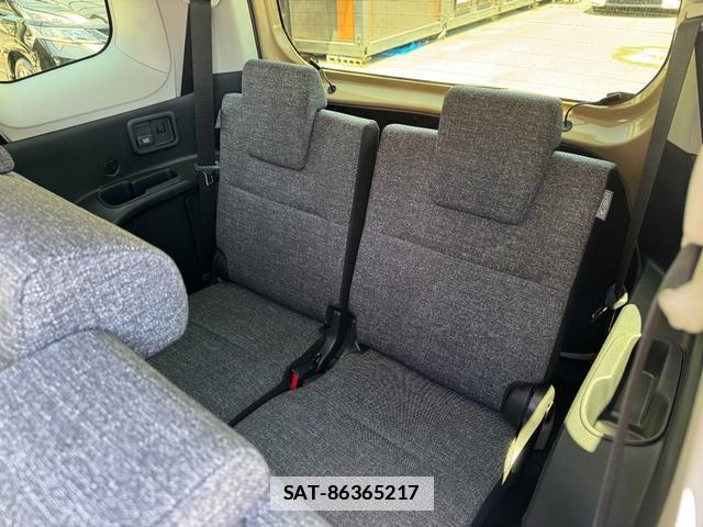 Toyota SIENTA 2023-07 7913195-17