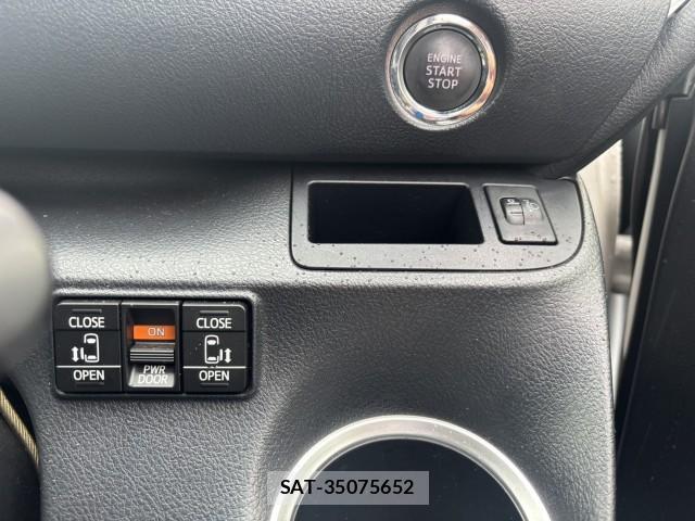 Toyota SIENTA 2015-10 7915758-12