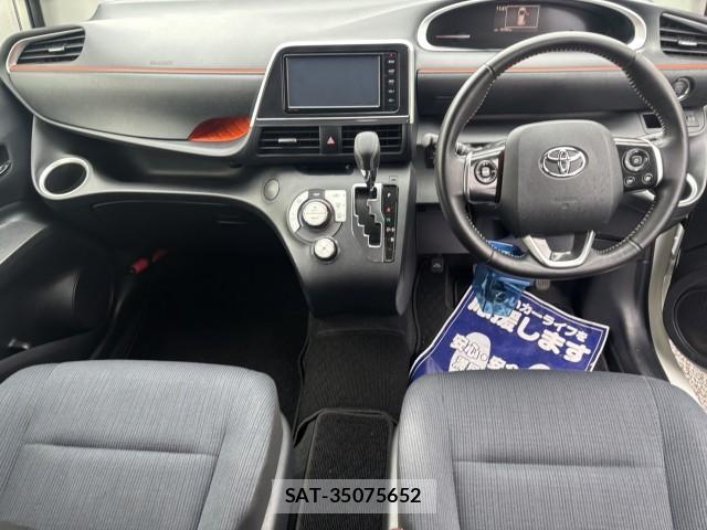 Toyota SIENTA 2015-10 7915758-4