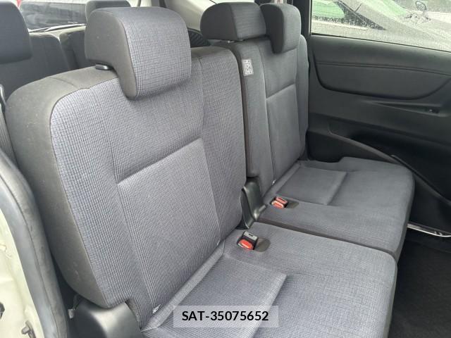 Toyota SIENTA 2015-10 7915758-6