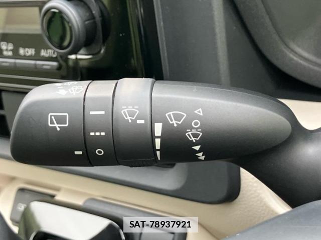 Toyota SIENTA 2023-01 7916986-15