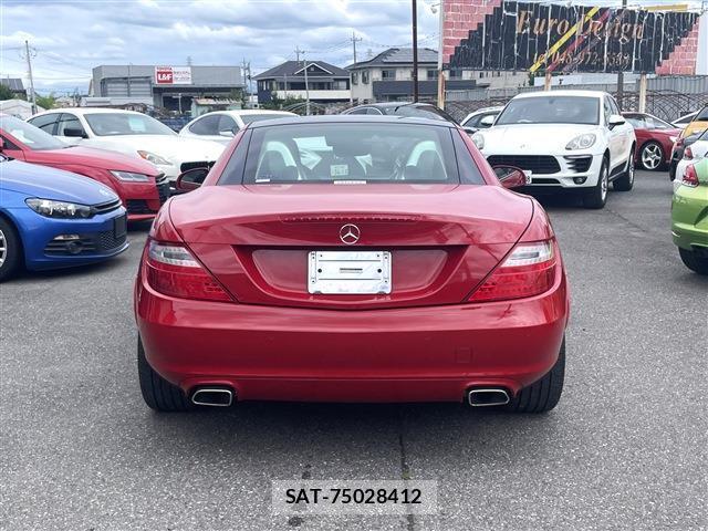 Mercedes Benz SLK 2012-05 7913436-1