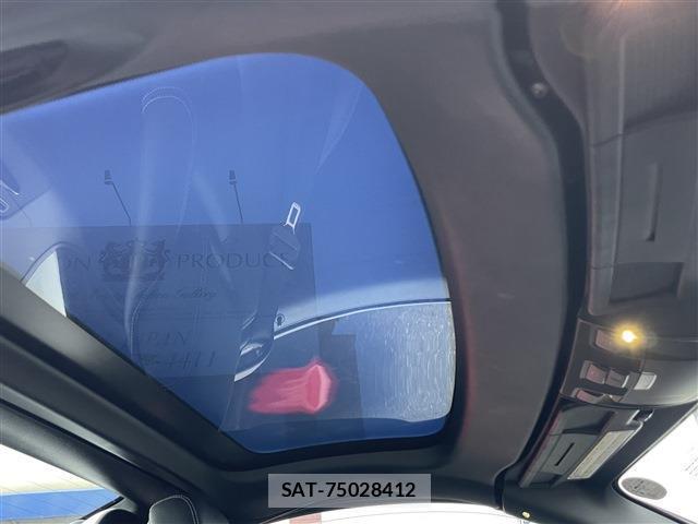Mercedes Benz SLK 2012-05 7913436-16