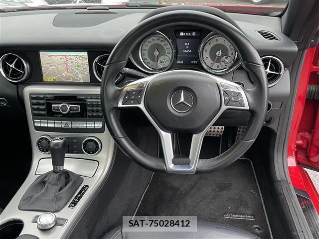 Mercedes Benz SLK 2012-05 7913436-17