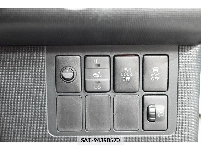 Toyota SPADE 2015-07 7915778-8