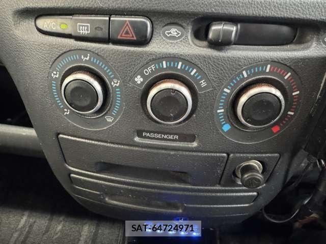 Toyota SUCCEED WAGON 2003-11 7917397-12