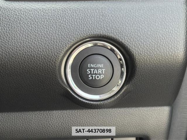 Suzuki SWIFT 2019-06 7913704-17