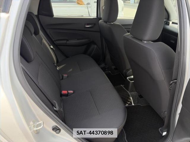 Suzuki SWIFT 2019-06 7913704-5